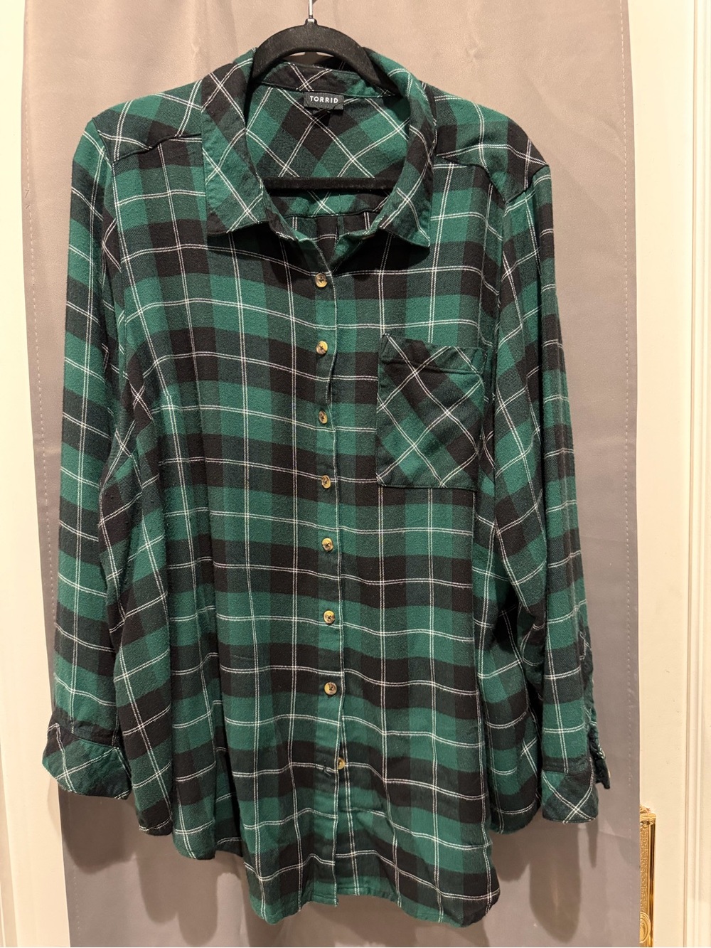 Torrid Green & Black Plaid Button-Up Flannel Shirt Plus Size 4